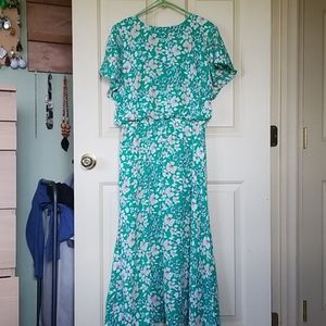 Sienna Sky dress green L with pockets!!!